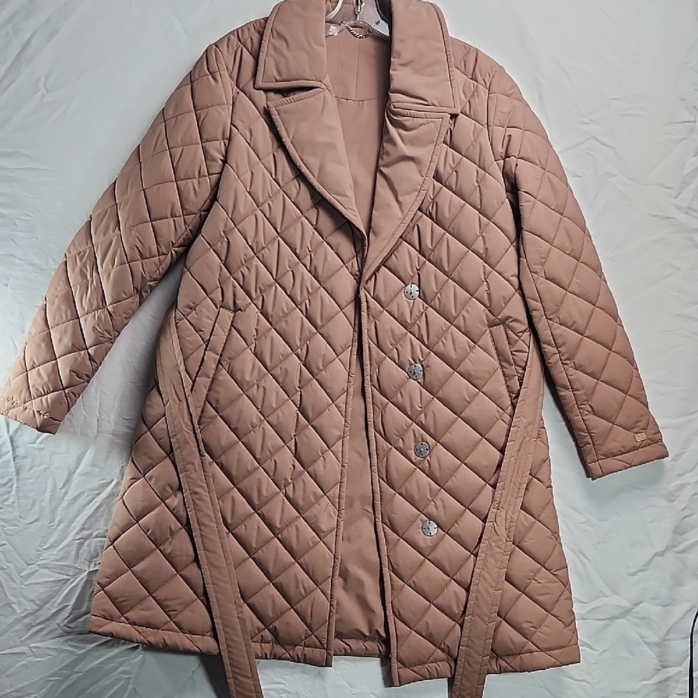 Chic Quilted Tan Coat